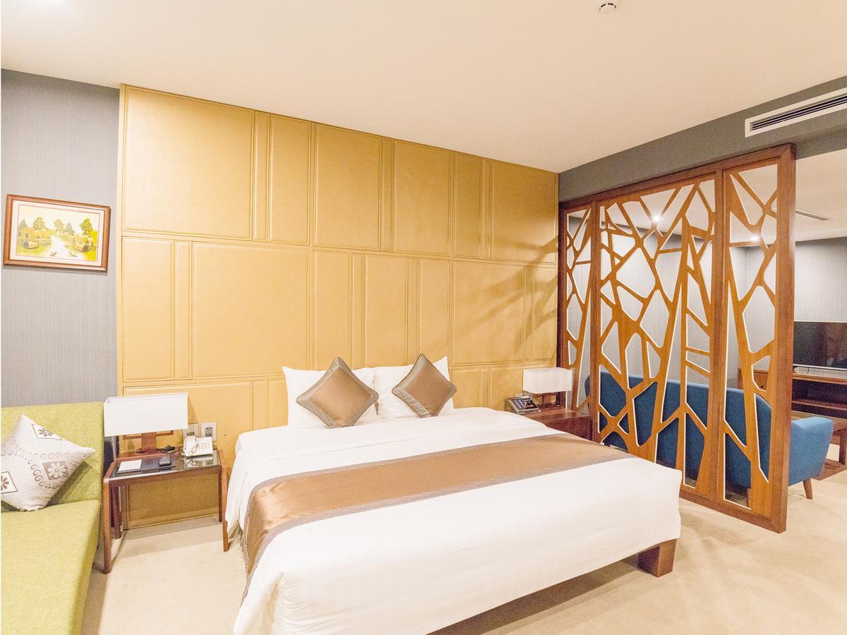 Bien Bac Hotel Mong Cai Exterior photo